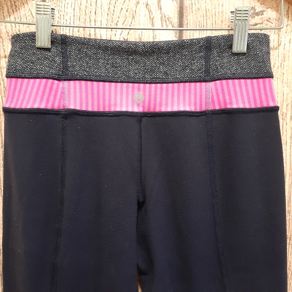 Lululemon Athletica Groove Pants Size 2 - Picture 6 of 8